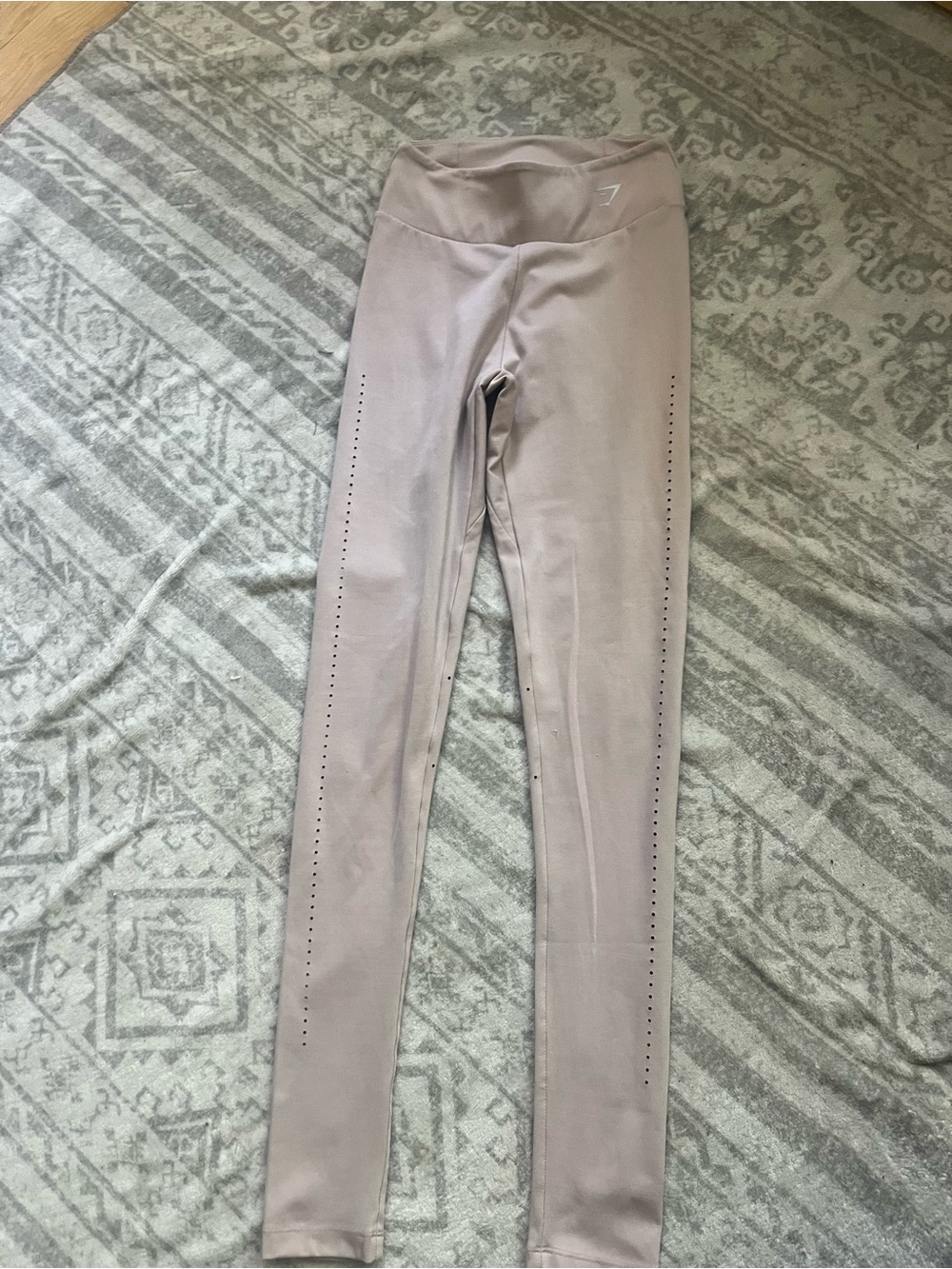 Gymshark High-Waist Leggings in Mauve Taupe